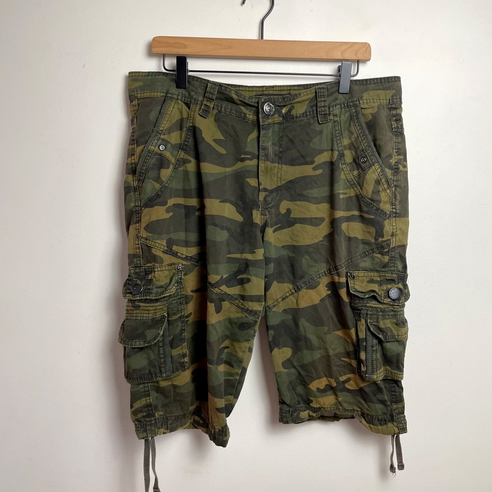 Camo Cargo Burmuda Shorts Sz 34 Relaxed Camouflage Utility Y2K Soft Grunge